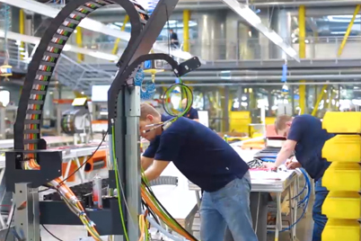 igus® staff assemble readychain®