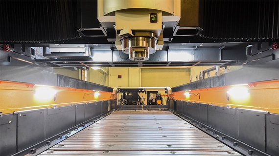 Heavy-duty robotic milling machines